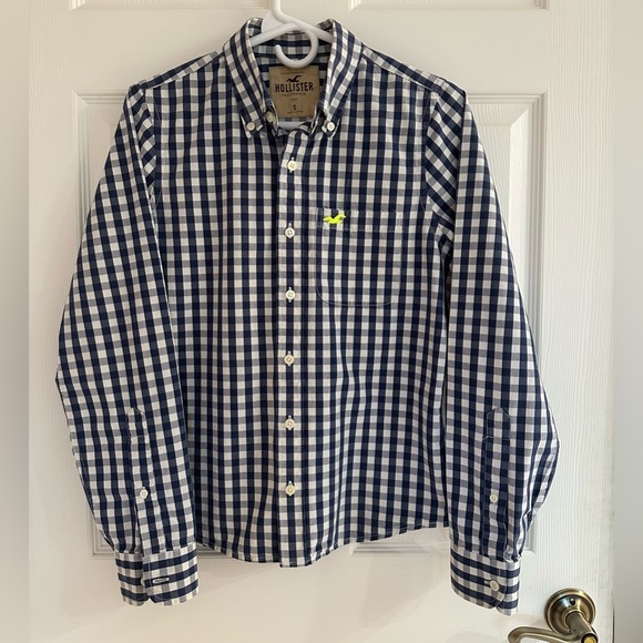 HOLLISTER~ Men’s Blue and White Long Sleeve Checkered Button-Up Shirt size S - Picture 4 of 8